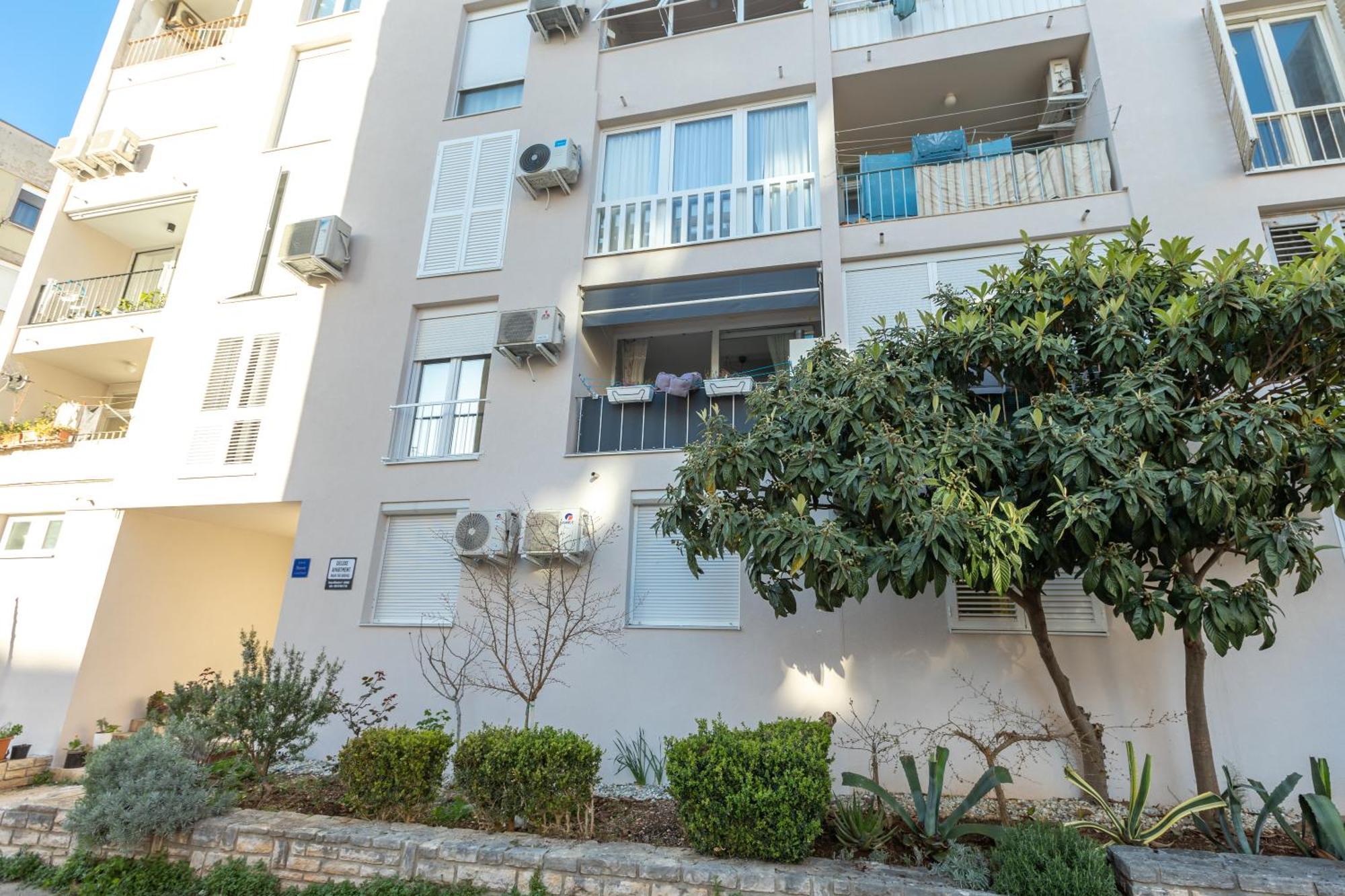 Deluxe Apartment Near The Bridge 扎达尔 外观 照片