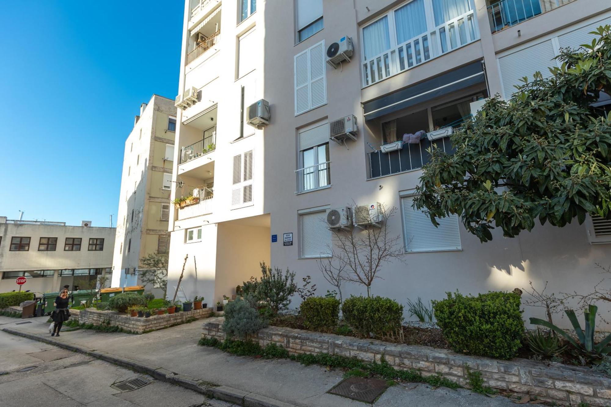 Deluxe Apartment Near The Bridge 扎达尔 外观 照片
